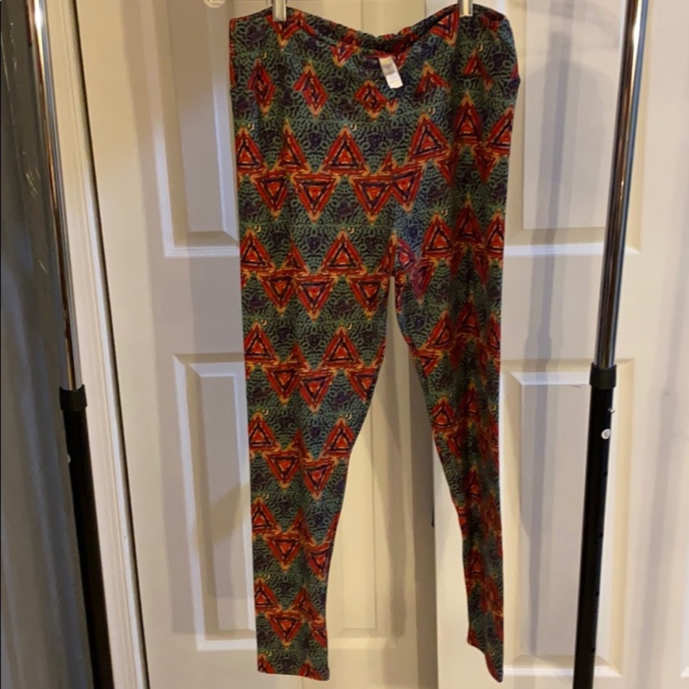 Leggings. Tall and curvy.